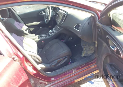 2015 Chrysler 200 Limited из США, поврежденный, VIN 1C3CCCAB6FN711076